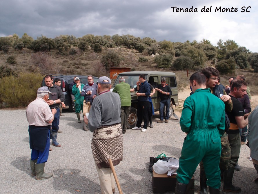 Para dar por finalizada la limpieza de la cacera se termina almorzando